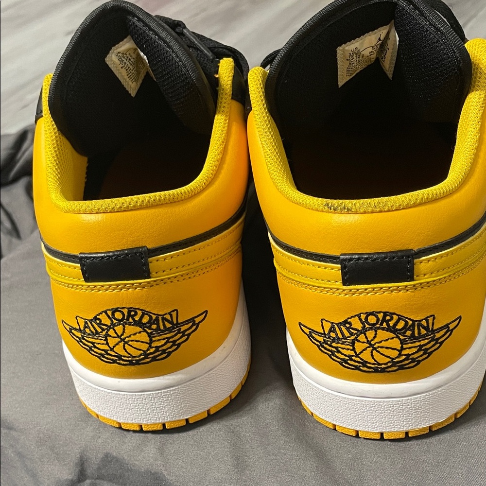 Air Jordan Nike Black and Yellow Sneakers Never been worn. - Picture 2 of 5